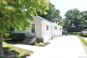 featured image of 3891 Lawley Ave