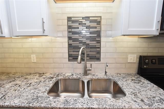 3891 Lawley Ave - Photo 4 of 26