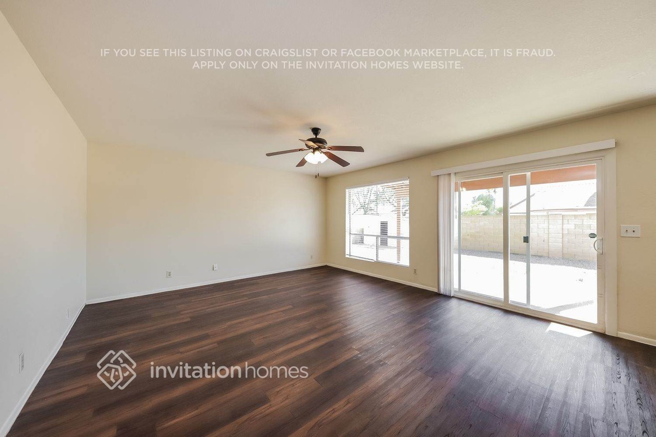 401 E Morrow Dr - Photo 5 of 17