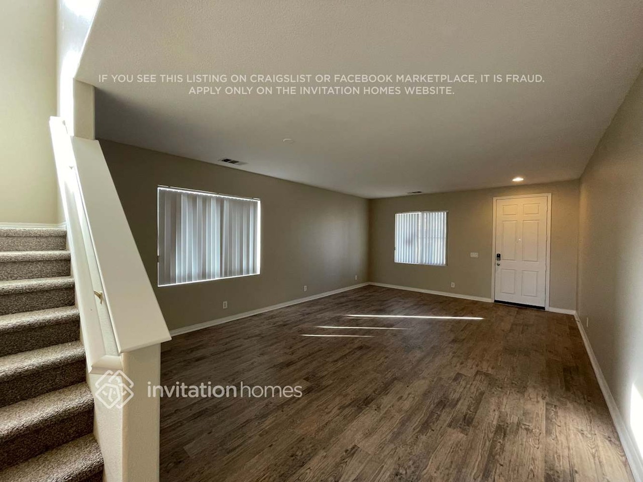 43656 Grandpark Ave - Photo 2 of 13