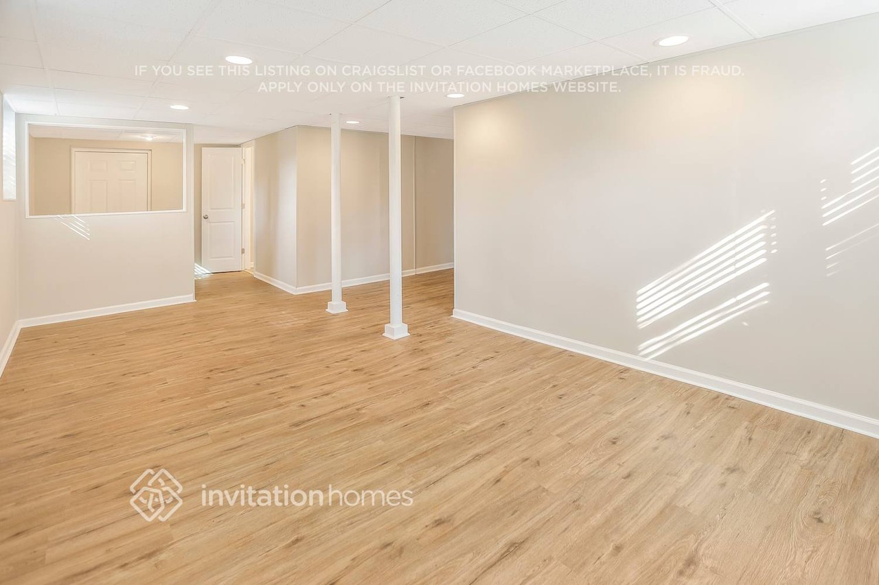 3706 Scarlet Dr - Photo 4 of 30