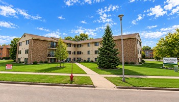featured image of 2641 15th St S