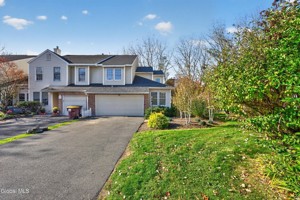 featured image of 13E Tupelo Dr
