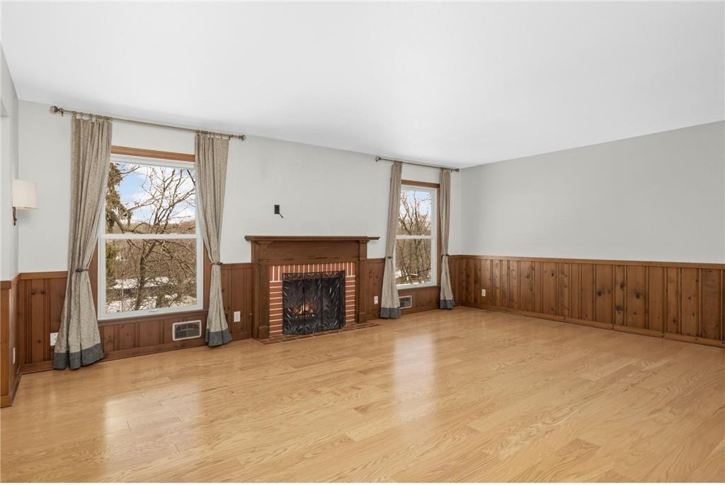 4030 Wasatch Ln - Photo 4 of 31
