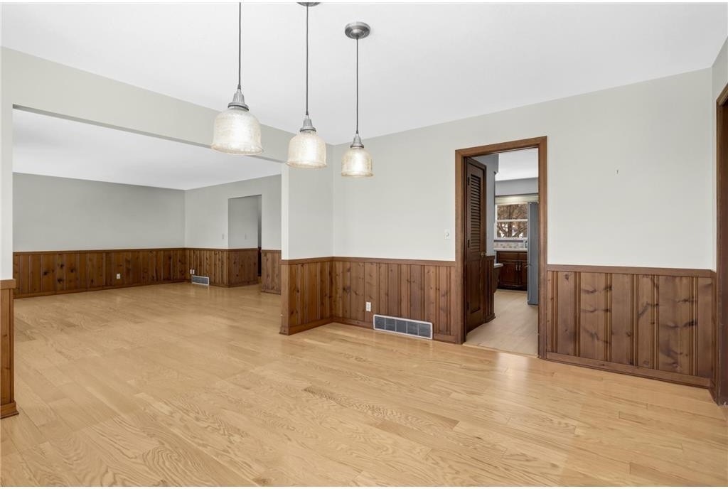 4030 Wasatch Ln - Photo 6 of 31