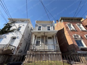 2427 Vine St - Photo 1 of 1