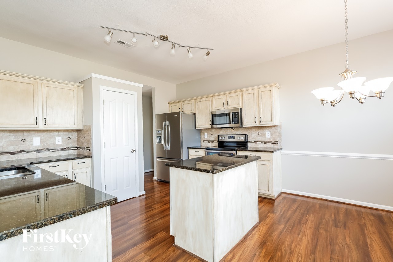 16051 Stuarts Draft Ct - Photo 7 of 15