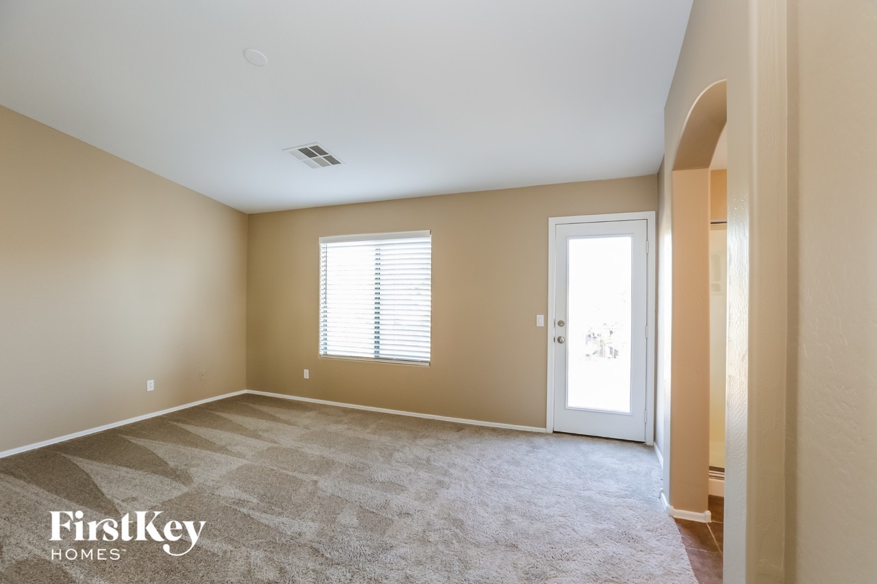 45742 W Long Way - Photo 7 of 15