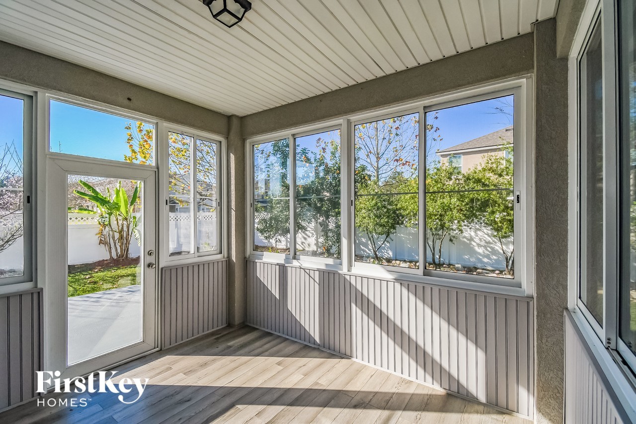 4550 Plantation Oaks Blvd - Photo 7 of 15