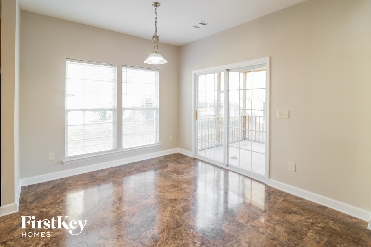 212 Curico Ln - Photo 5 of 15