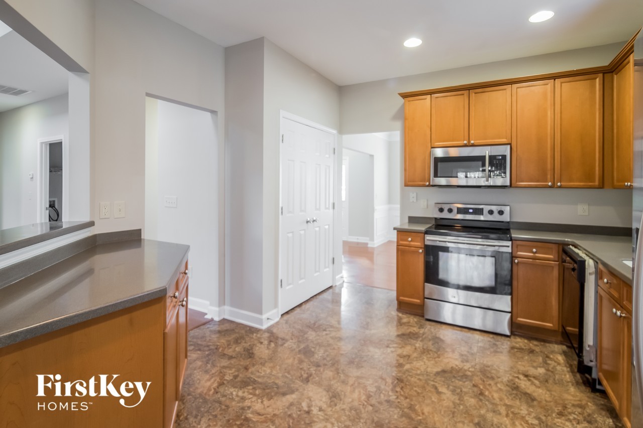 212 Curico Ln - Photo 7 of 15