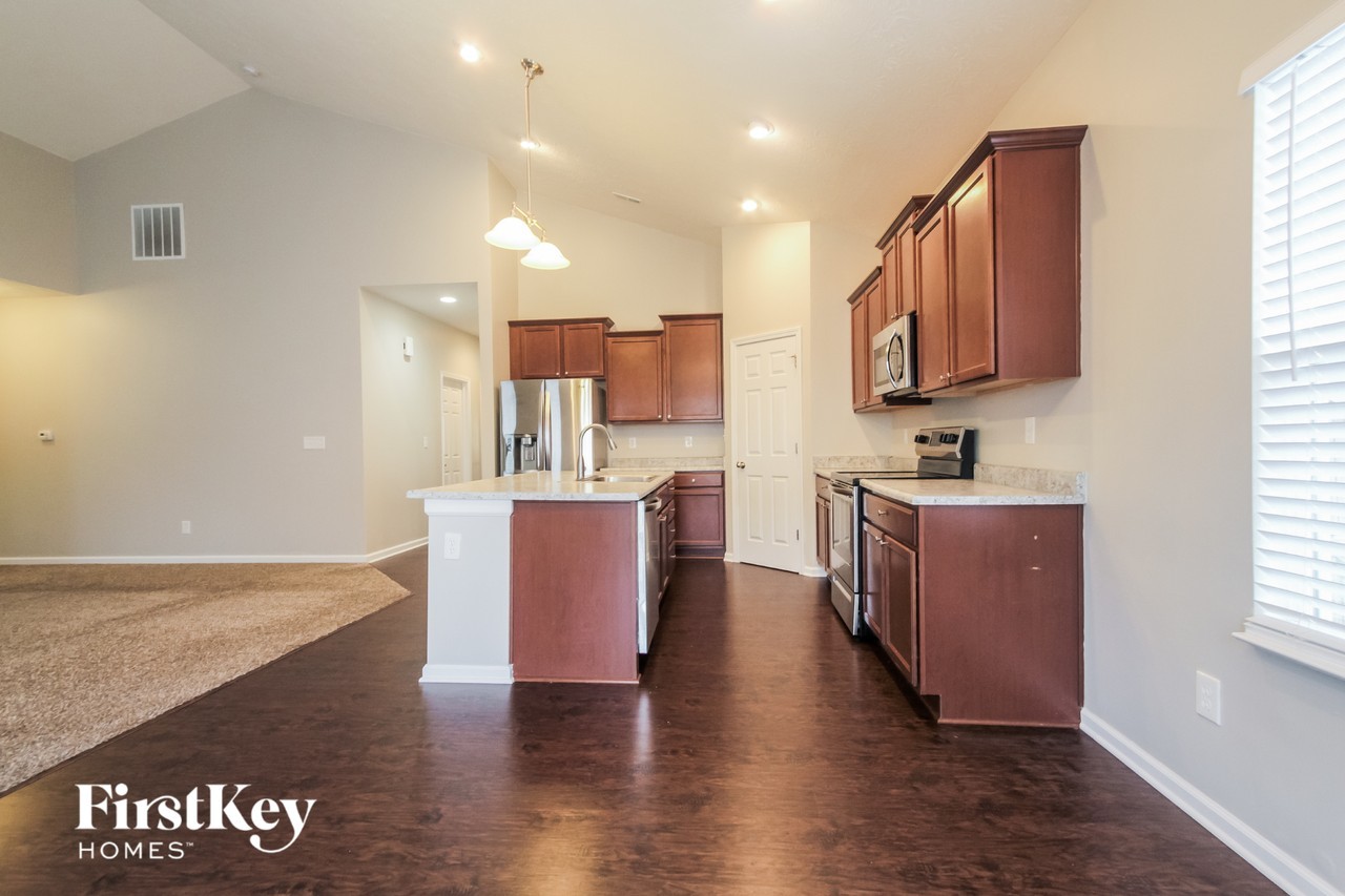 2527 Sungold Trl - Photo 5 of 15