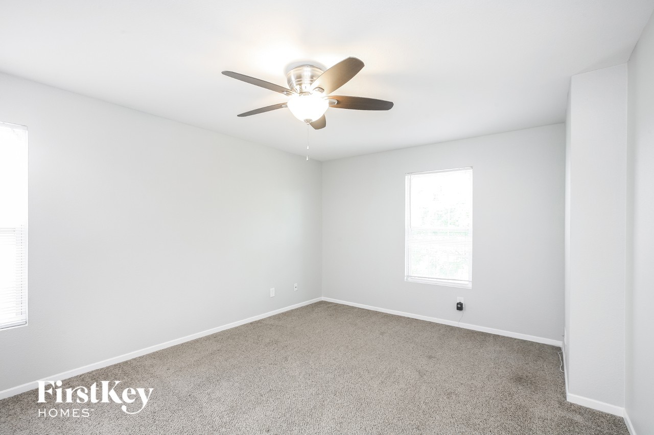 8105 States Bend Dr - Photo 6 of 15