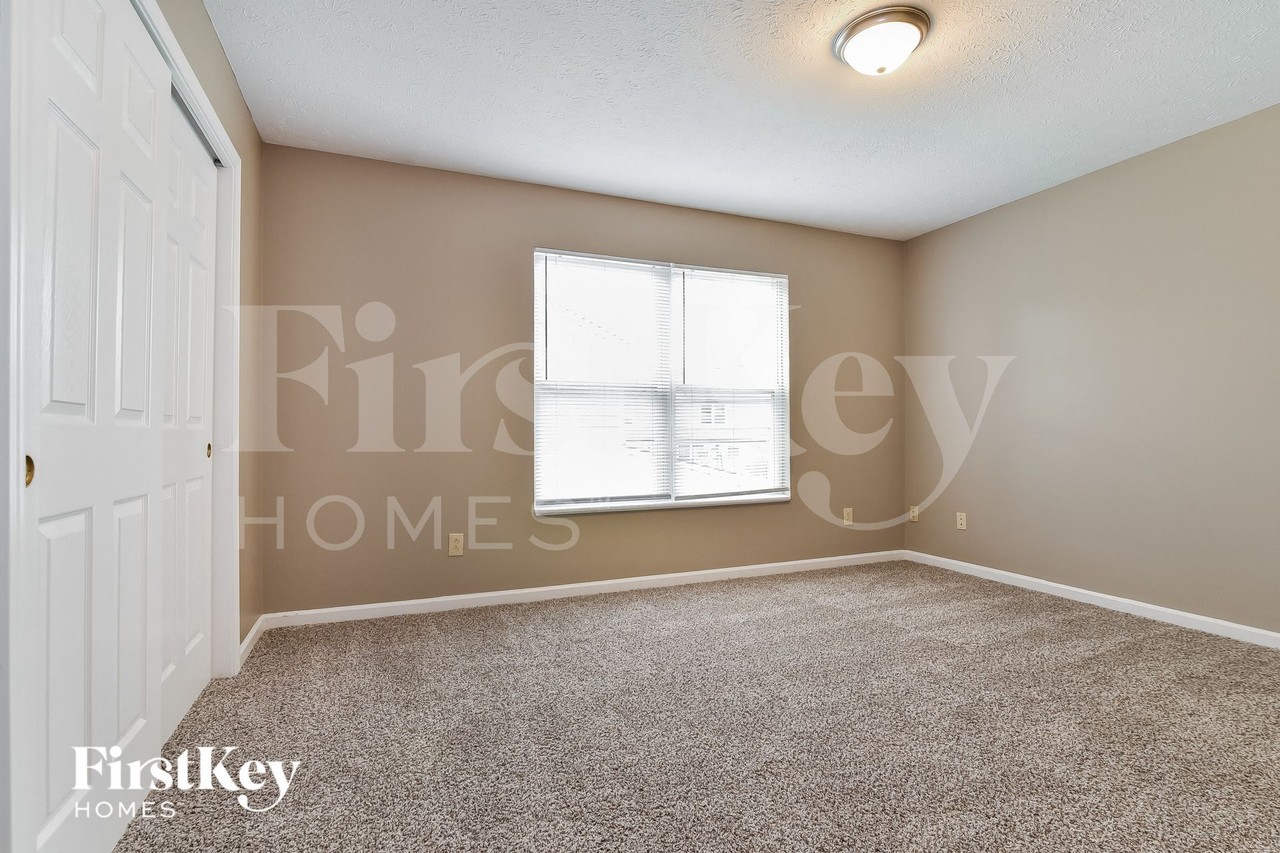 2914 Fetlock Pl - Photo 7 of 15