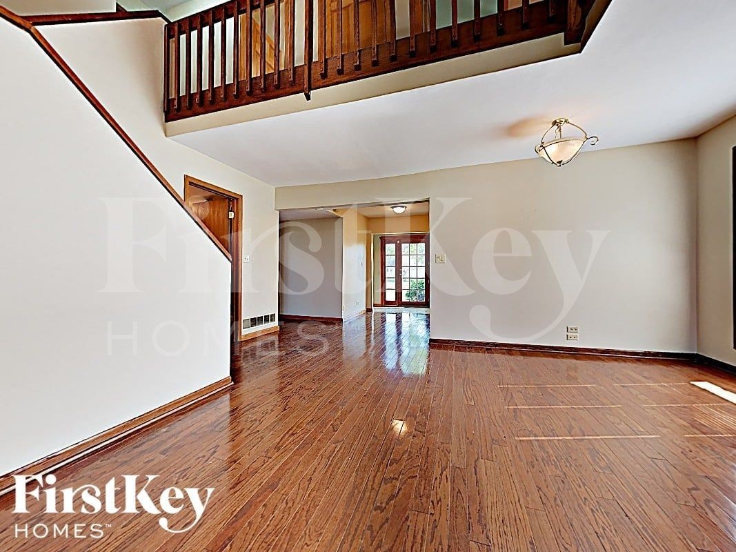 2615 Moss Ln - Photo 2 of 14