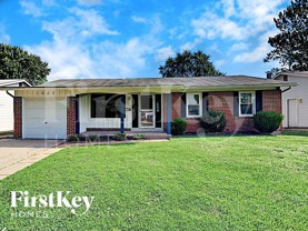 1055 Lees Ln - Photo 1 of 1