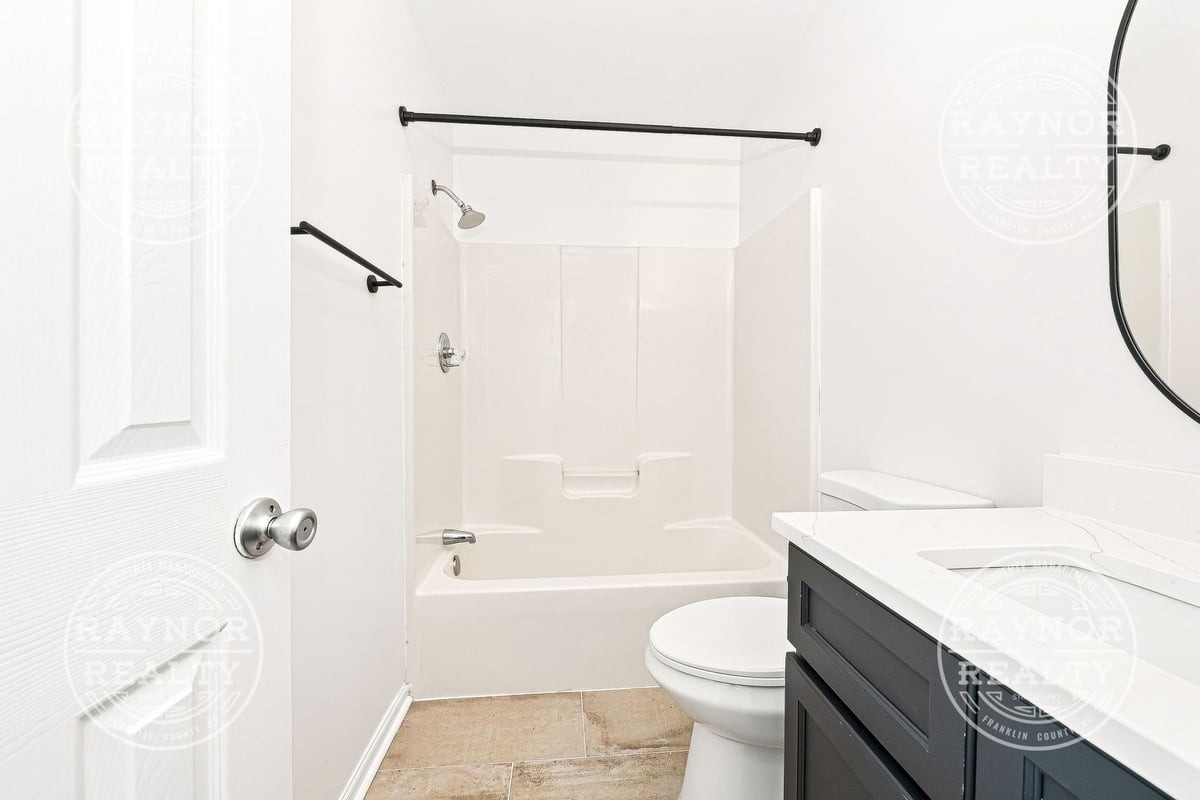 2102 W Knox St Unit A - Photo 2 of 17