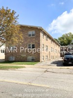 featured image of 217 S 1st St