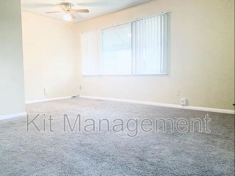 316 Waggoner Blvd - Photo 2 of 9