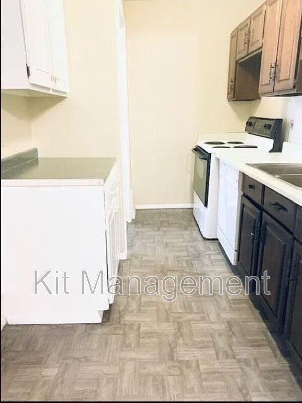 316 Waggoner Blvd - Photo 3 of 9