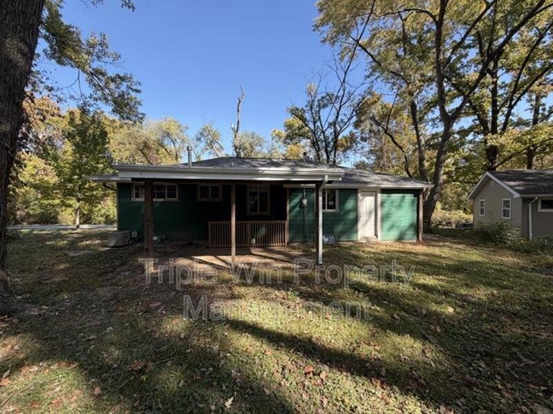 10185 Ventura Dr - Photo 5 of 27