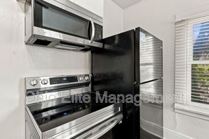 featured image of 733 Seymour Ave