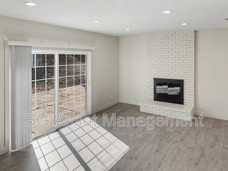 2876 Flannery Rd - Photo 5 of 13