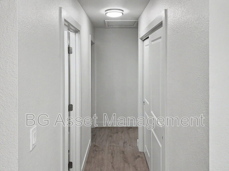 2876 Flannery Rd - Photo 6 of 13
