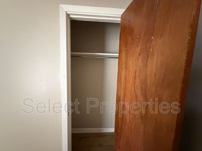 1408 Kimberly Dr - Photo 5 of 13