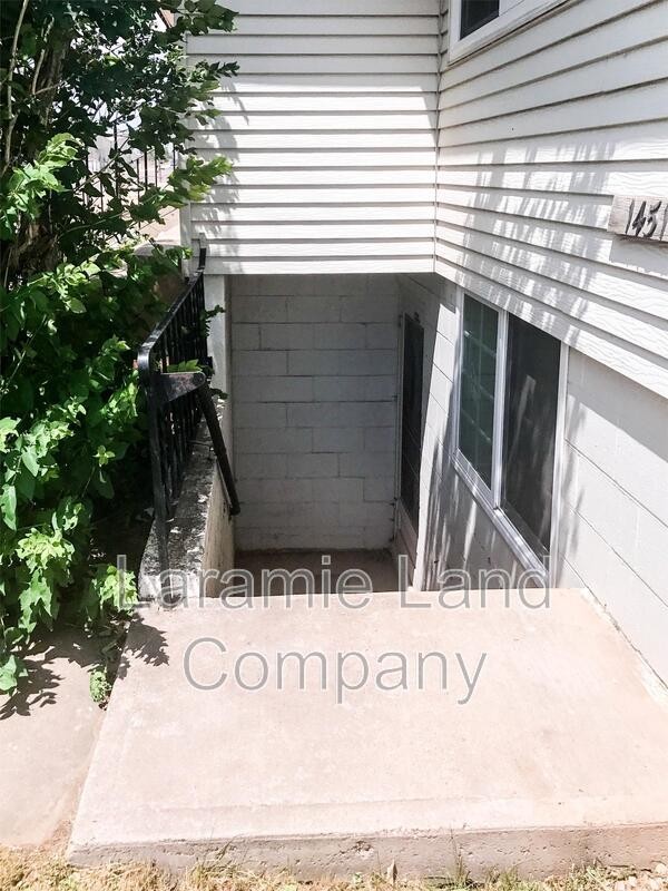 1451 N 5th St - Photo 2 of 9