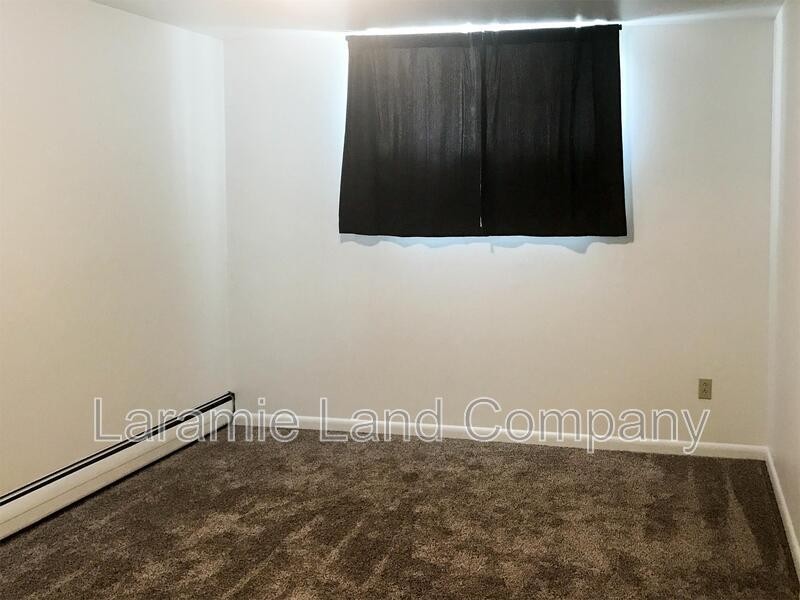 1451 N 5th St - Photo 5 of 9