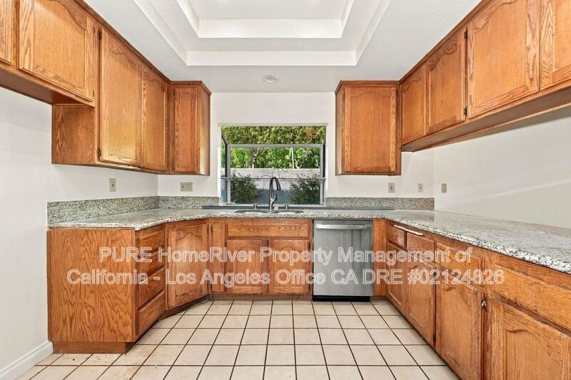2601 Dorset Dr - Photo 5 of 22