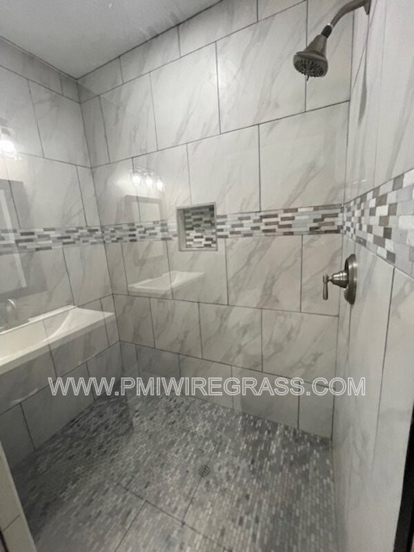 347 Spruce Ln - Photo 7 of 40