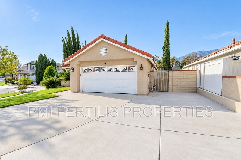 10760 Sonora Ave - Photo 2 of 19