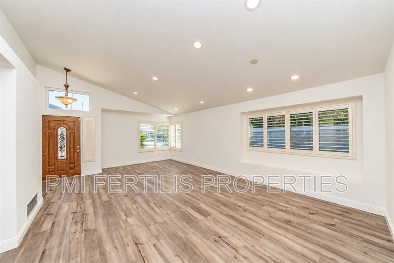10760 Sonora Ave - Photo 5 of 19