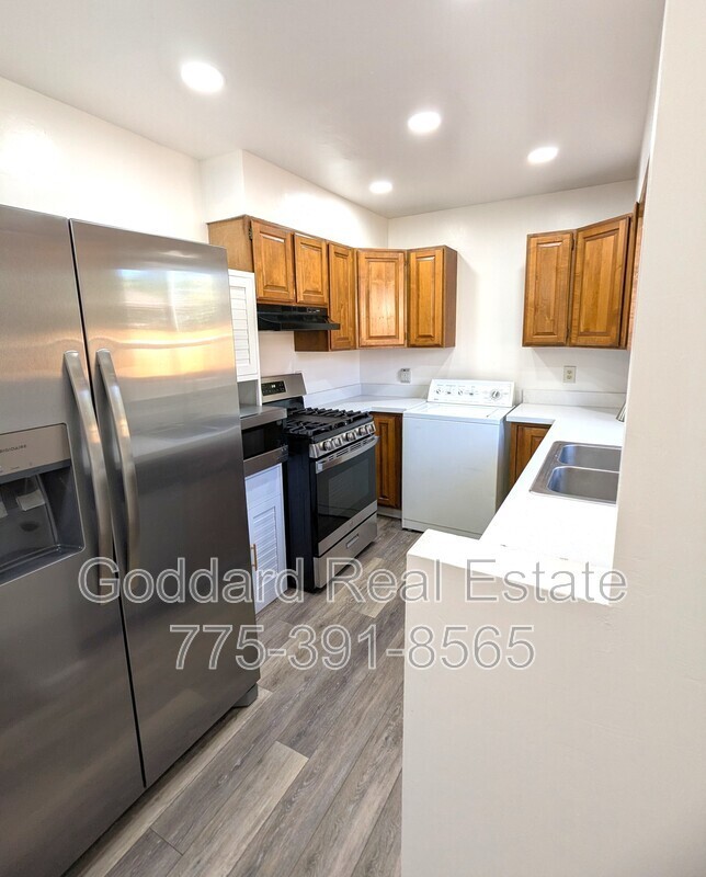 1401 E Taylor St - Photo 4 of 21