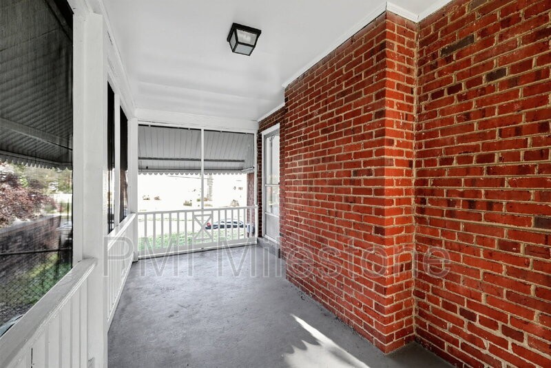 5415 14th Pl - Photo 4 of 31