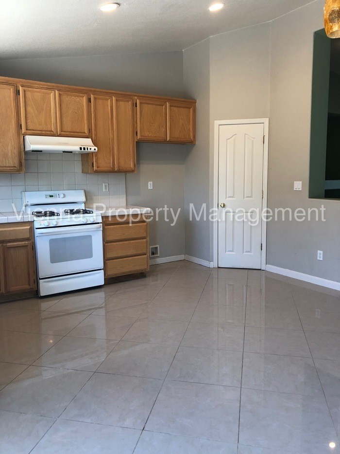 7108 Prazzo Way - Photo 7 of 13
