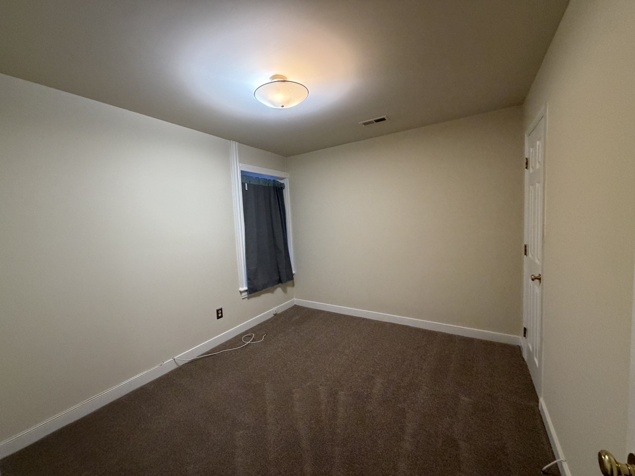 2030 Monument Ave - Photo 3 of 14