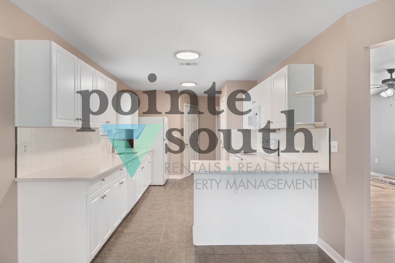 242 Twin Lakes Ln - Photo 6 of 31