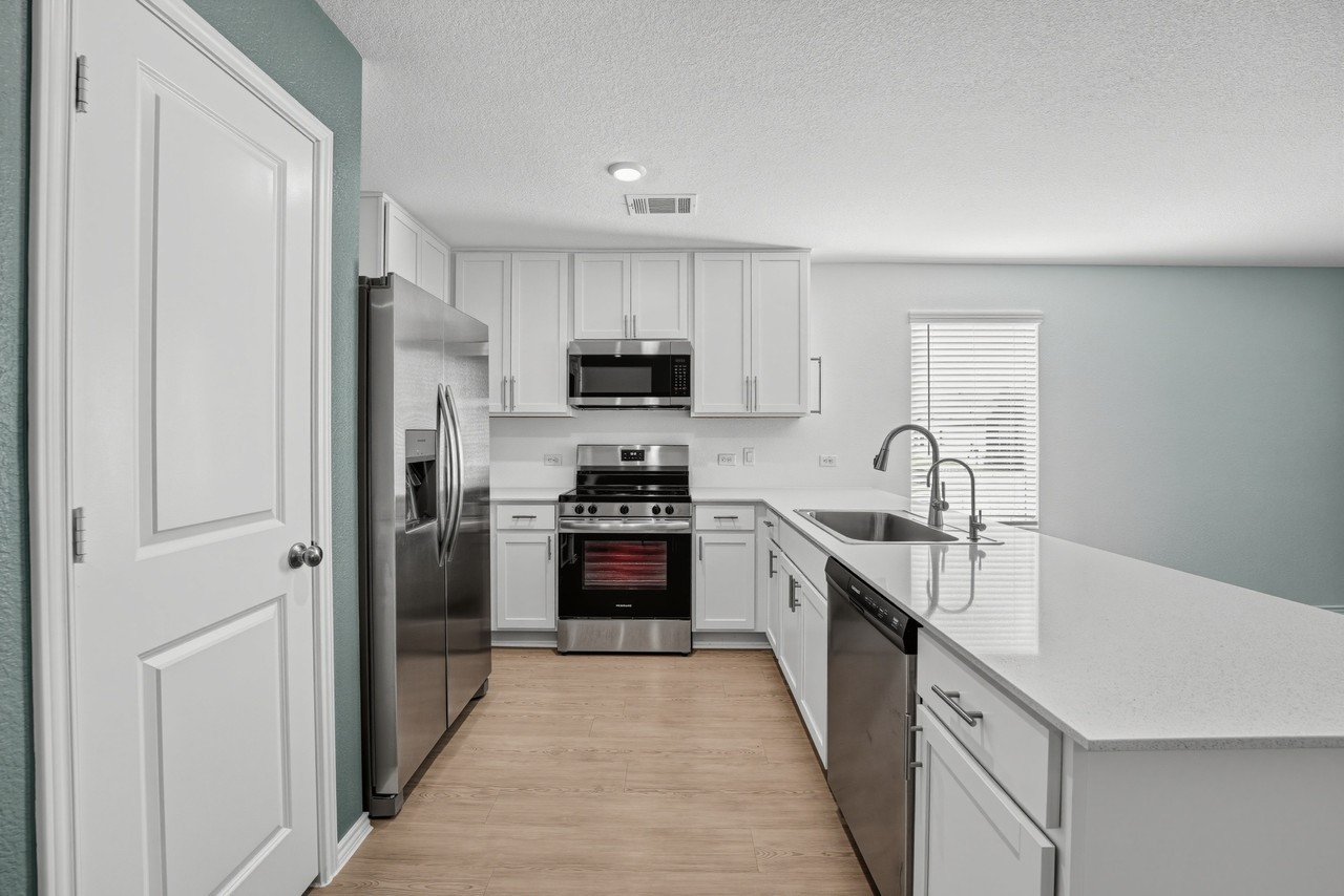 319 Heritage Groves Rd - Photo 6 of 24