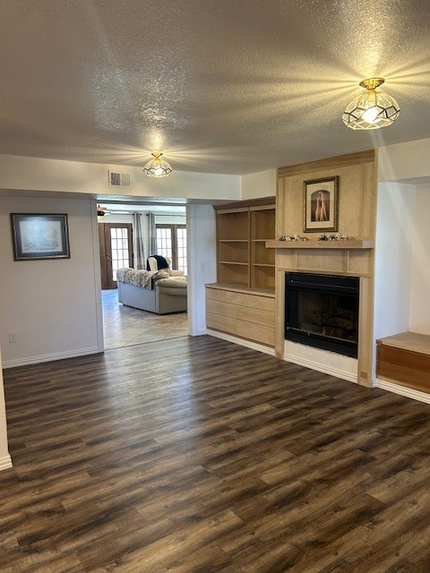 285 Vernon St - Photo 3 of 3