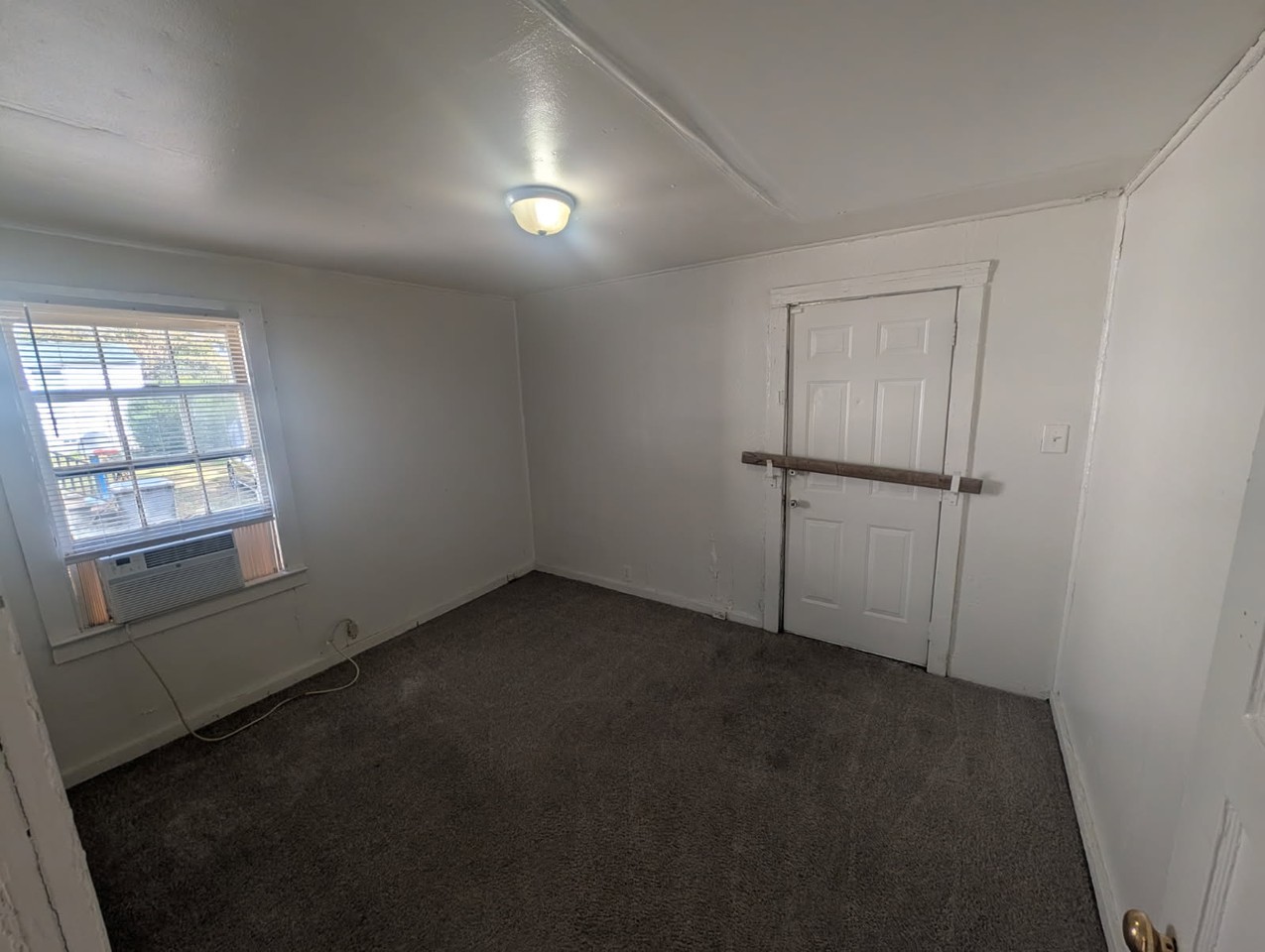 481 Bethlehem Dr - Photo 6 of 8