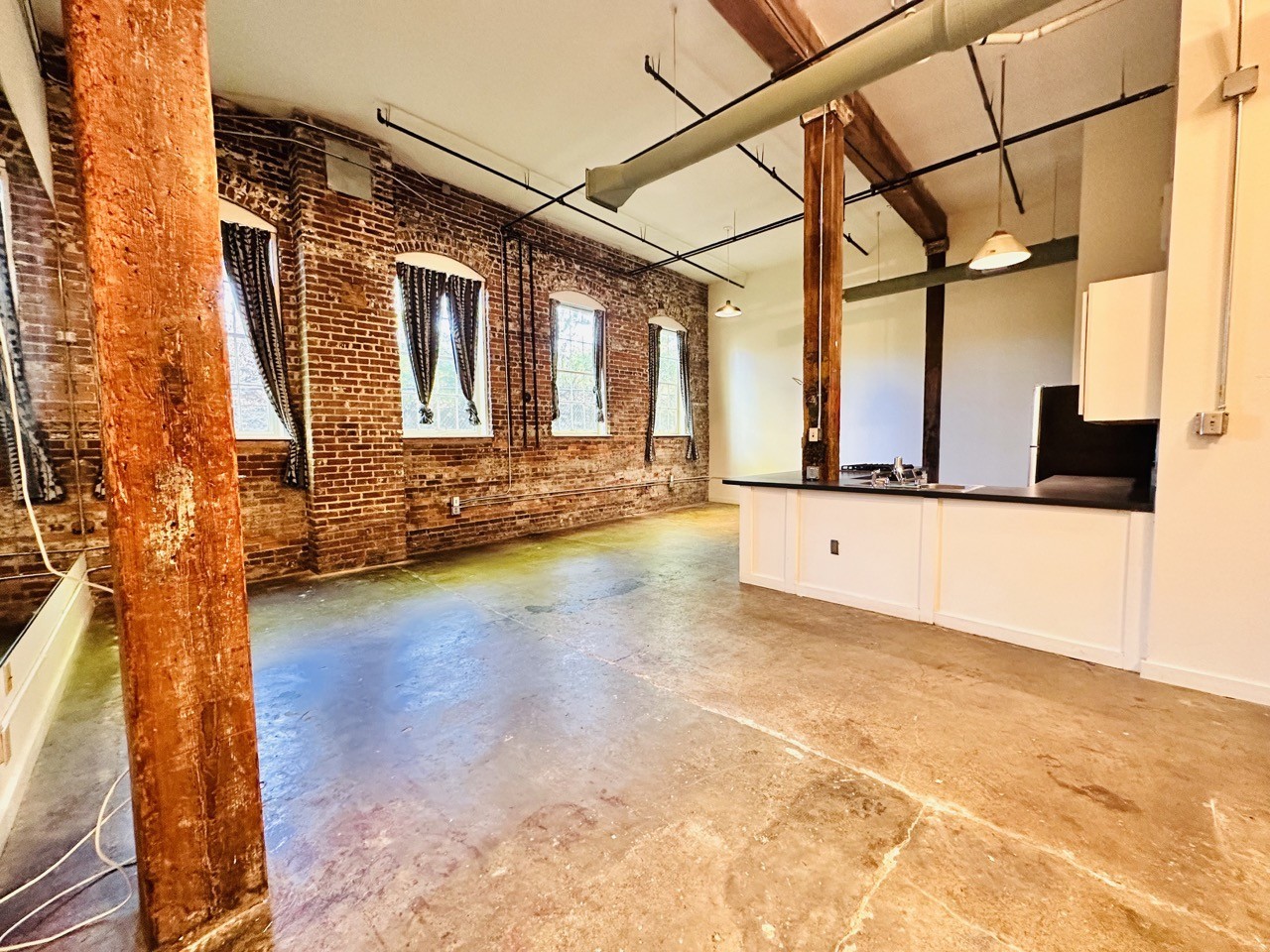 887 W Marietta St Nw - Photo 5 of 20