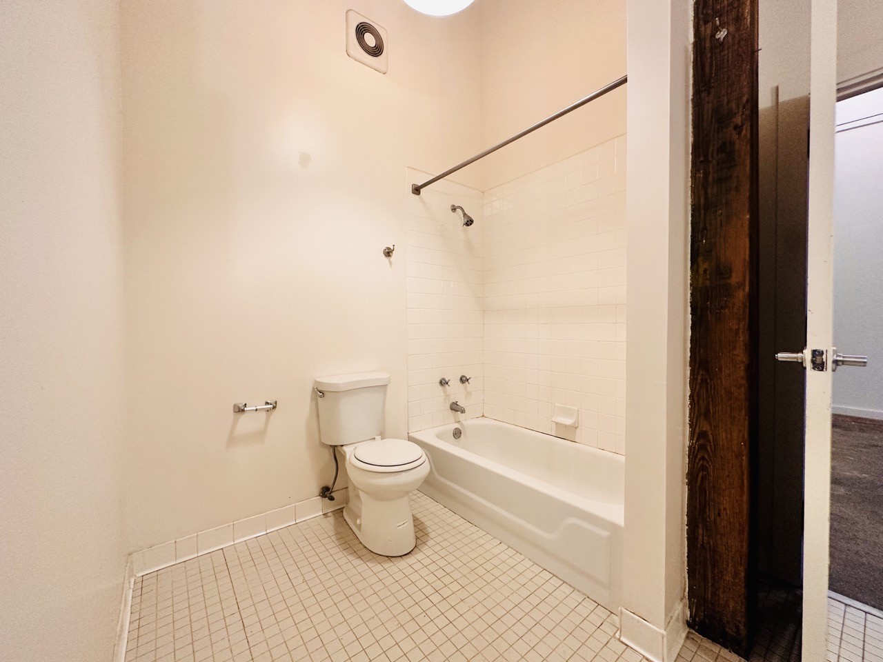 887 W Marietta St Nw - Photo 7 of 20