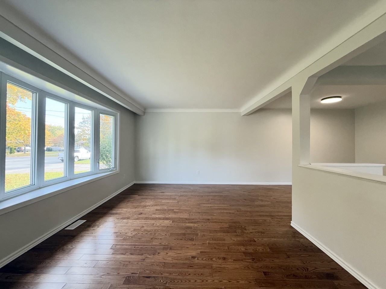 48 Lakehurst Dr - Photo 2 of 32