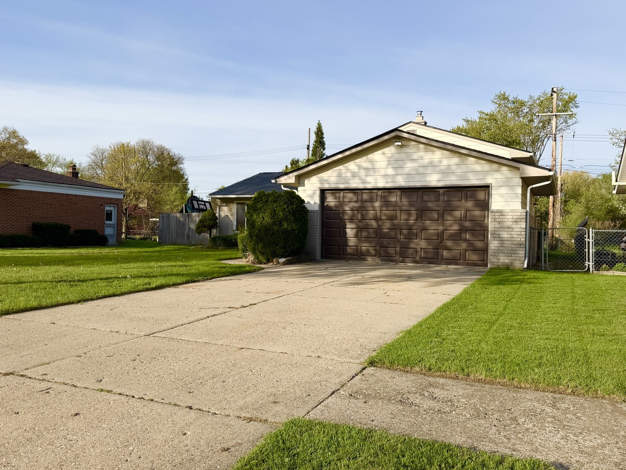 8912 Ardel Dr #NA - Photo 2 of 17