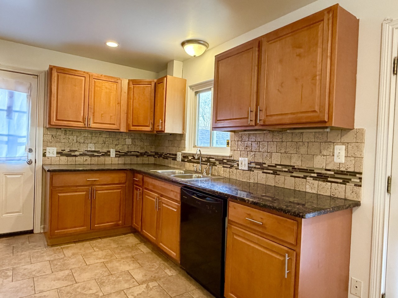 8912 Ardel Dr #NA - Photo 4 of 17