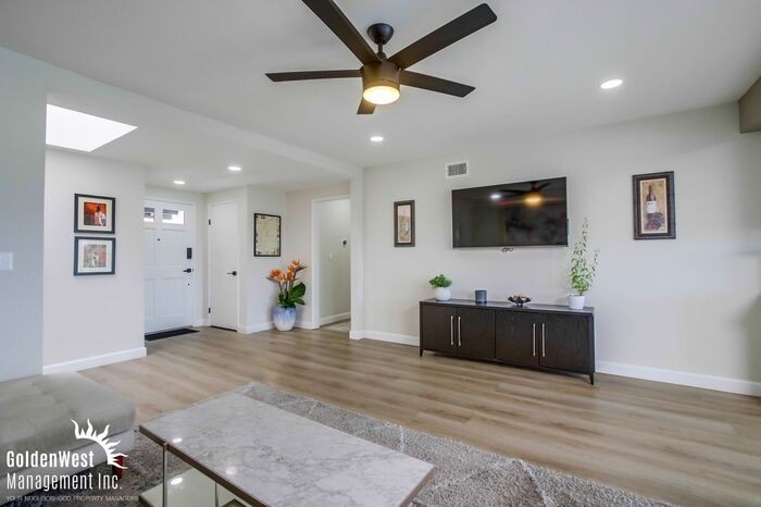 930 Santa Hidalga - Photo 6 of 13