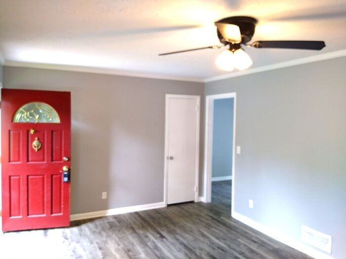 2010 Sunset Dr - Photo 4 of 14